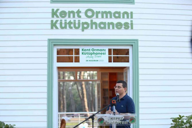 Kent Ormanı Kütüphanesi Kapılarını Açtı