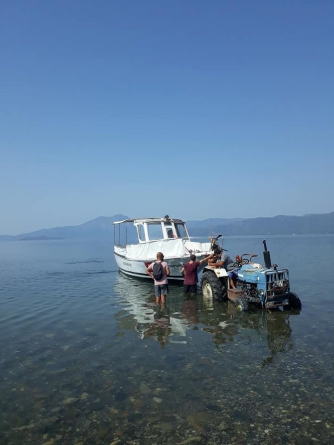 Eğitim Sezonunu Tamamlayan Deniz Araçları Karaya Çekildi