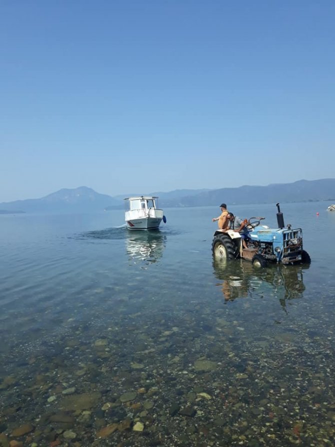 Eğitim Sezonunu Tamamlayan Deniz Araçları Karaya Çekildi