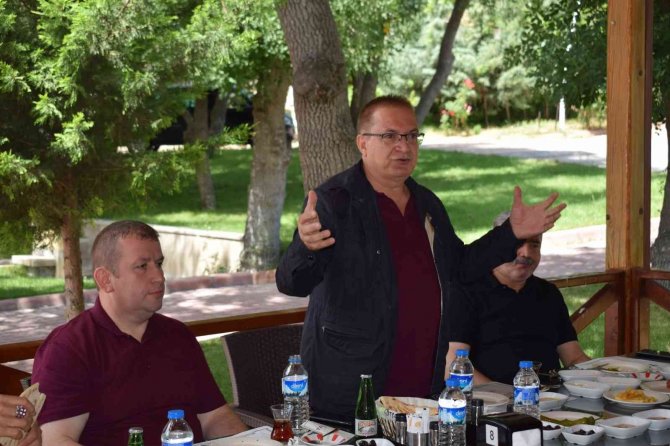 Başkan Kazgan İ̇stanbullu Muhtarları Ağırladı