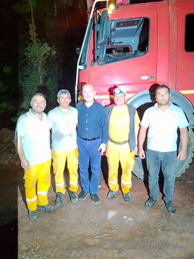 Ateş Kahramanları Canla Başla Mücadele Veriyor