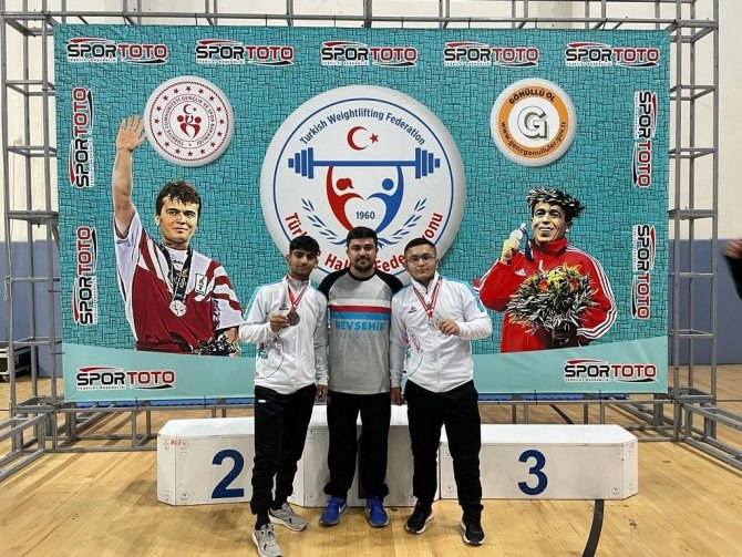 Nevşehirli Sporculardan 2 Madalya