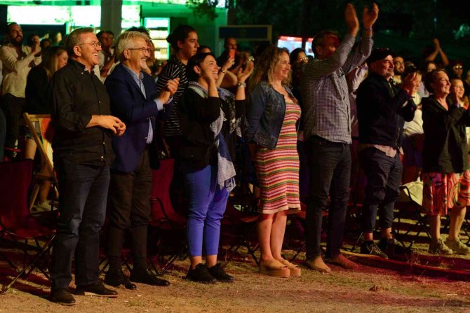 Burhan Öçal Ve Deniz Taşar’dan Muhteşem Gece