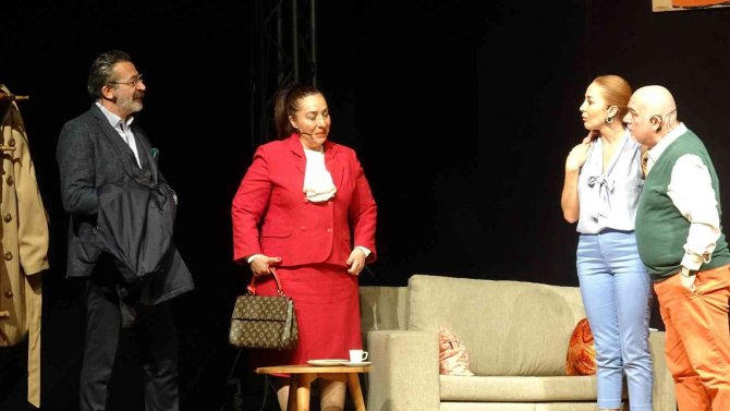 Ayvalık’ta Deniz Seviyesi Tiyatro Festivali Sona Erdi