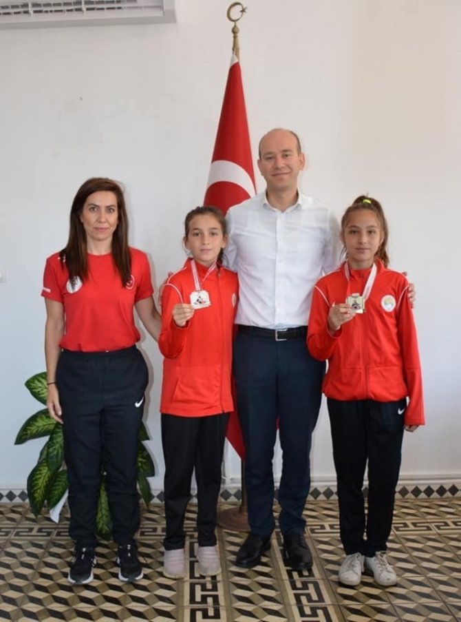 Kaymakam Maslak Başarılı Sporcuları Ağırladı