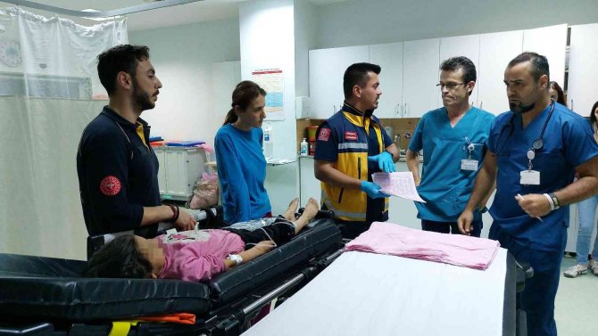 Ayak Parmağını Yılan Sokan 7 Yaşındaki Çocuk Hastanelik Oldu