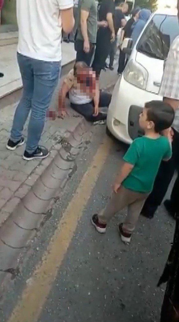 Ümraniye’de Markette Taciz İddiası: Dükkanı Basıp Darbettiler