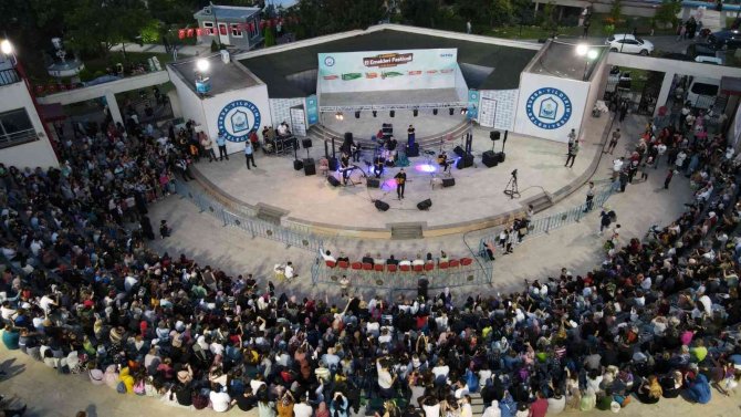 Yıldırım’da El Emekleri Festivali Göz Kamaştırdı