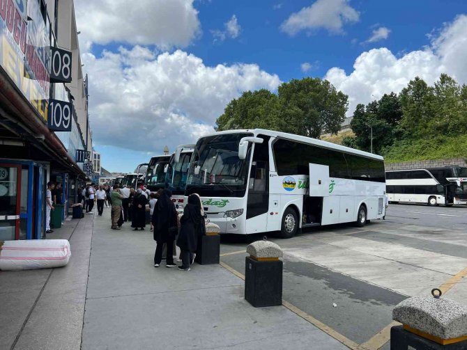 Kurban Bayramı Öncesi Otogarda Hareketlilik Başladı