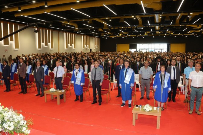 Hukuk Fakültesi Mezunları Mesleğe Adım Attı