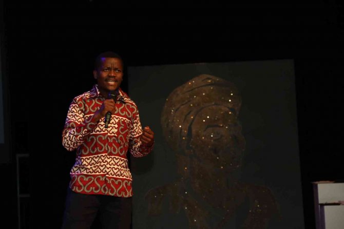 Anadolu Tömer Mezuniyet Sevinci