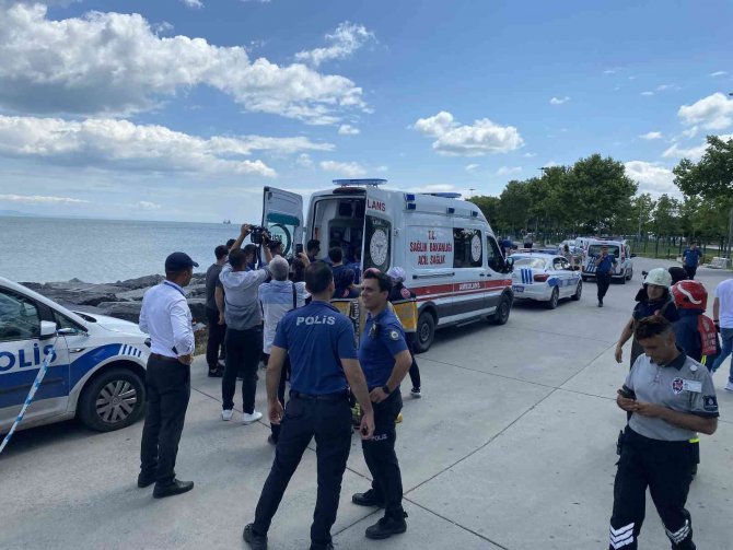 Avcılar’da Denizden Kadın Cesedi Çıkarıldı