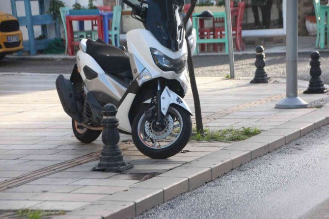 Duyarsız Sürücüler Görme Engelliler İçin Tehlike Saçıyor