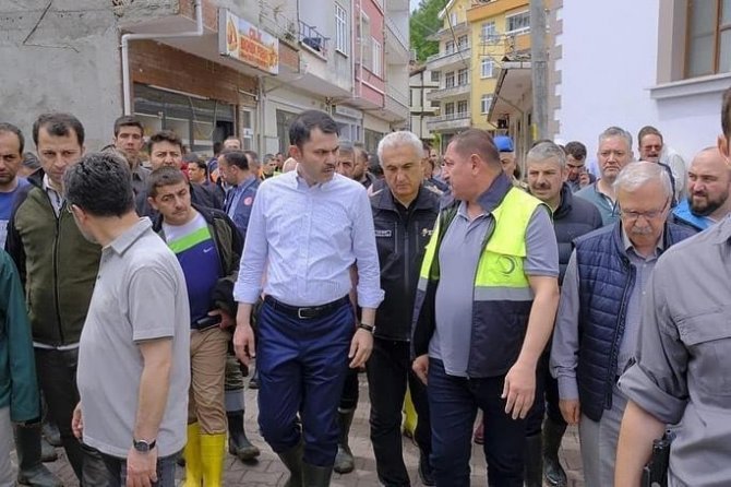 Başkan Vidinlioğlu, Selin Vurduğu Bölgede İncelemelerde Bulundu