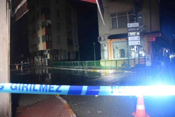Karabük Yenice’yi Su Bastı: Ekmek Teknesini Kurtarmak İsteyen Esnaf Seferber Oldu
