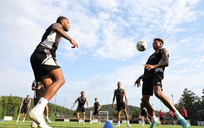 Beşiktaş, Yeni Sezon Hazırlıklarını Sürdürdü