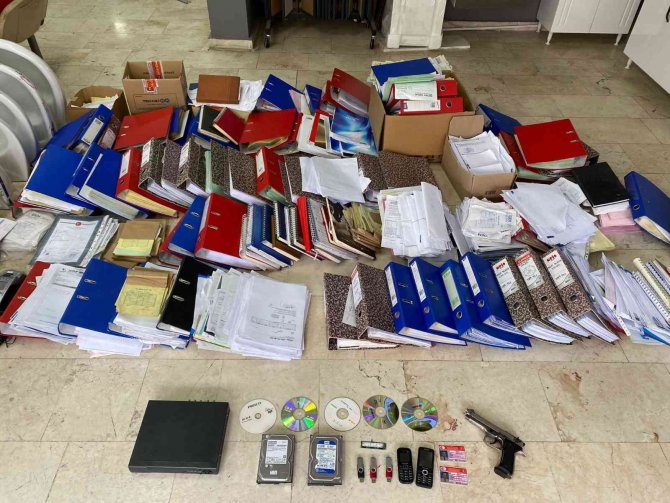 Demir Çelik Fiyatlarını Manipüle Eden, 105 Milyar Liralik Sahte Faturayla Kamuyu 25 Milyar Zarara Uğratan Şirketlere Demir Yumruk