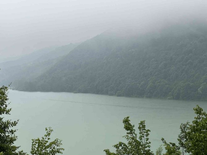 Düzce’de Yağış Hasanlar Barajını Doldurdu