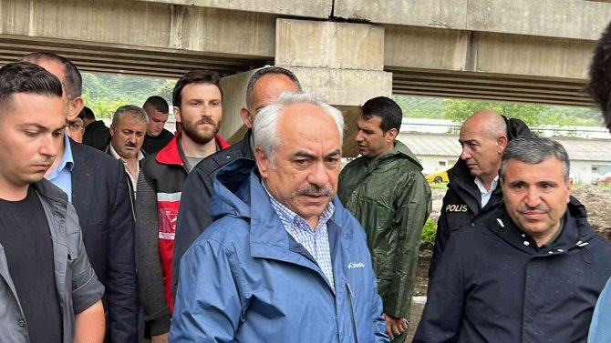 Düzce’de İncelemelerde Bulunan Bakan Yardımcısı Ersoy: "Kepçeye Ulaşıldı"
