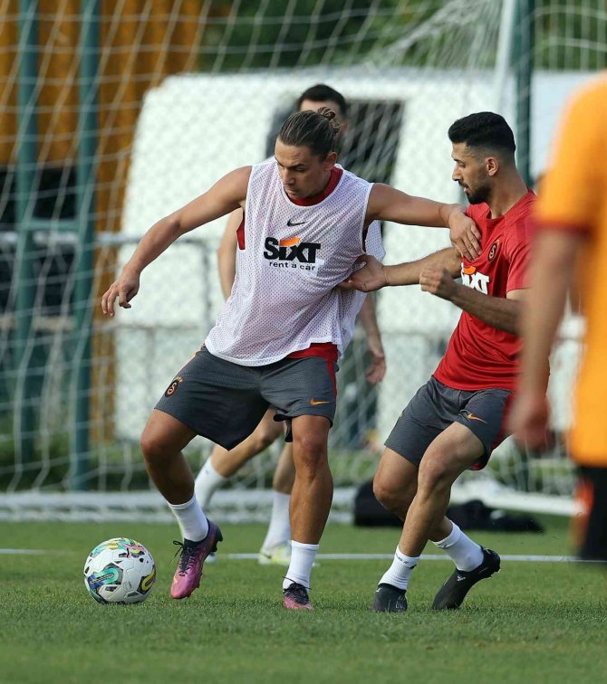 Galatasaray, Yeni Sezon Hazırlıklarına Devam Etti