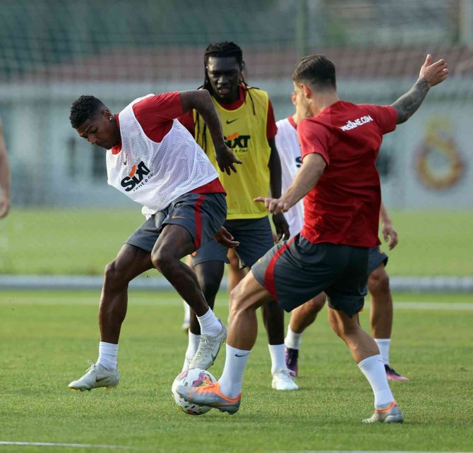 Galatasaray, Yeni Sezon Hazırlıklarına Devam Etti