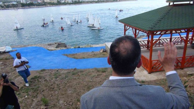 Gençlik Ve Spor Bakanı Kasapoğlu, Akkum Gençlik Kampı Açılışına Bisikletle Geldi
