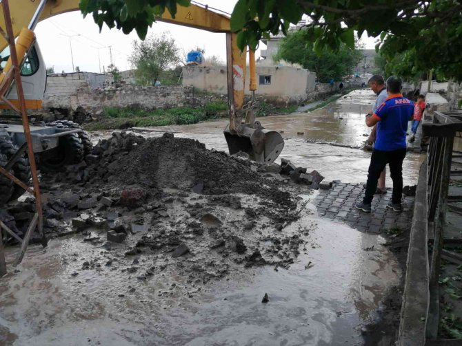 Iğdır Ve Ağrı’da Sel Baskını
