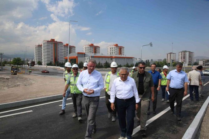 Başkan Büyükkılıç: “Her Yönü İle Dört Dörtlük Kavşak Açıldı”