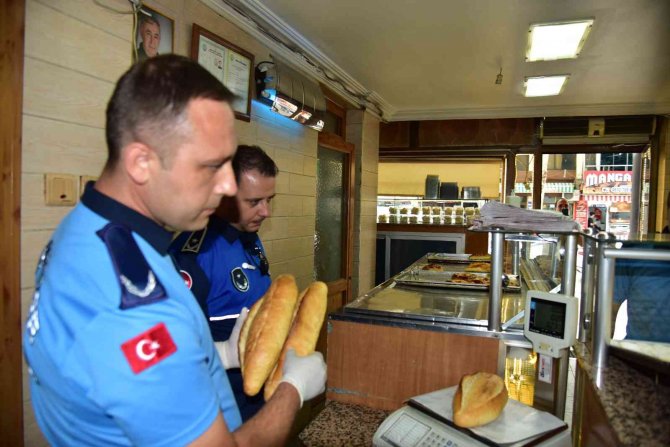 Zabıta Ekiplerinden Fırınlarda Hijyen Ve Gramaj Denetimi