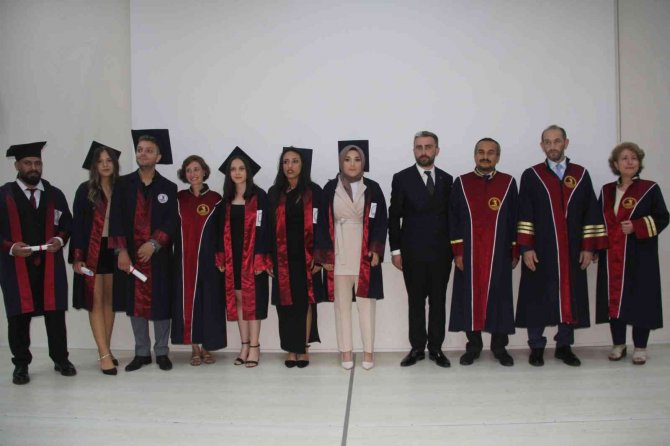 Omü İ̇letişim Fakültesi 2021-2022 Döneminde 190 Mezun Verdi