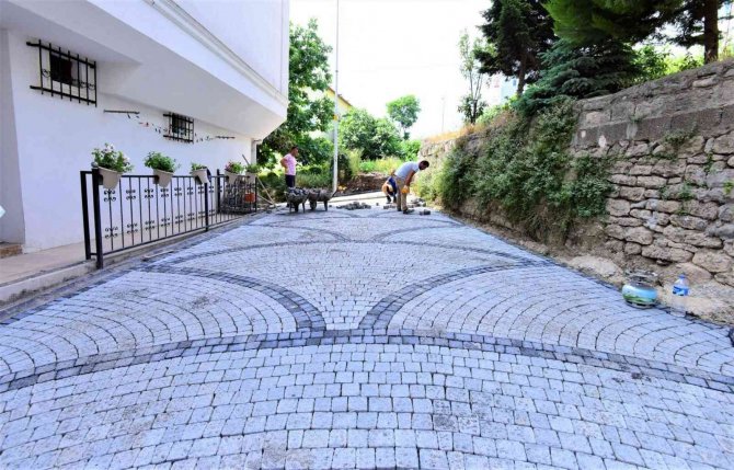 Altınordu’da Tarihi Sokaklar Yenileniyor