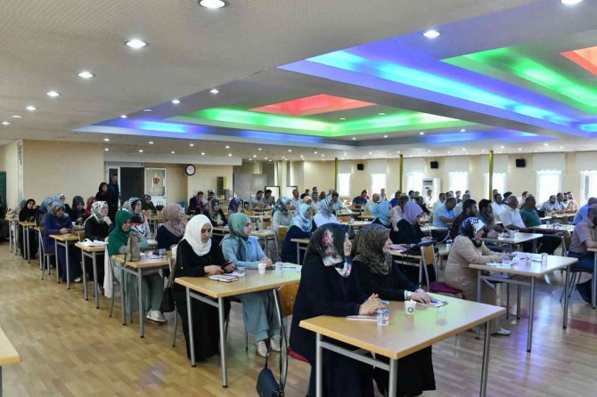 Vali Dağlı: “Bağımlılıkla Mücadele Hepimizin Görevi”