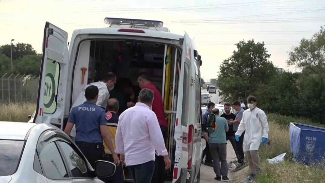 Tuzla’da Boş Arazide Erkek Cesedi Bulundu