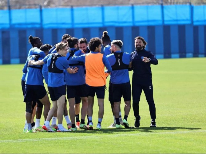 Adana Demirspor Yeni Sezona Bolu Ve İ̇talya’da Hazırlanacak