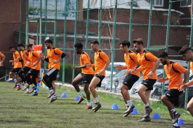 Adanaspor’da Kamp Çalışmaları Bolu’da Devam Ediyor