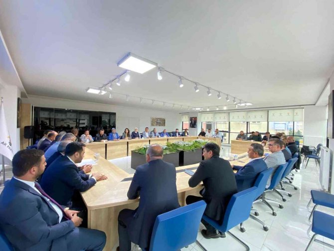 Ak Parti Çorum İl Başkanı Yusuf Ahlatcı;