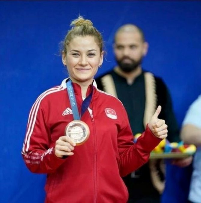 Tuğba Yakan, Bronz Madalyanın Sahibi Oldu