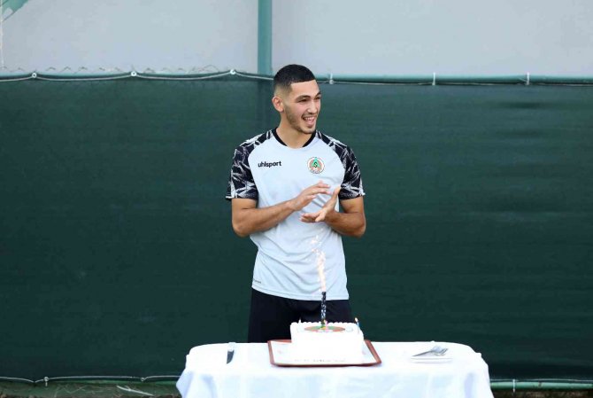 Alanyaspor Yeni Sezon Hazırlıklarını Sürdürdü