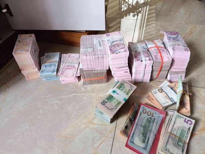 Gözaltı Sayısının 310’a Çıktığı ’Demir Yumruk’ Operasyonun Detayları Belli Oldu