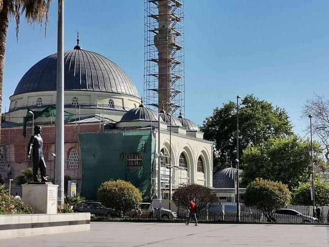 Anız Yangınına Minareden Anonslu Önlem