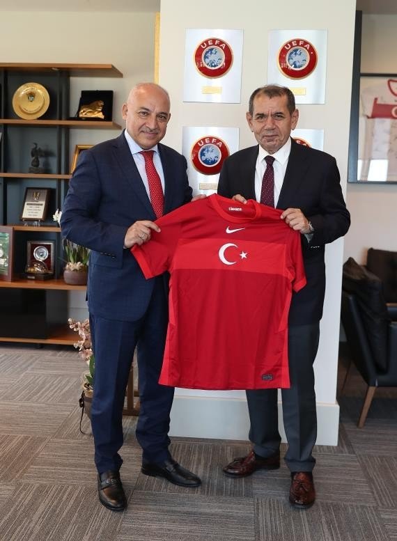 Galatasaray Başkanı Dursun Özbek’ten, Büyükekşi’ye Ziyaret