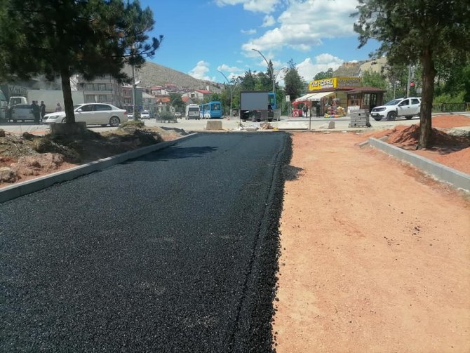 Bayburt’ta Eski Yol Ve Kaldırımlar Yenileniyor