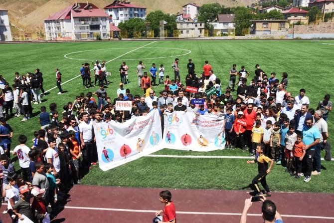 Bitlis’te Yaz Spor Okulları Açıldı