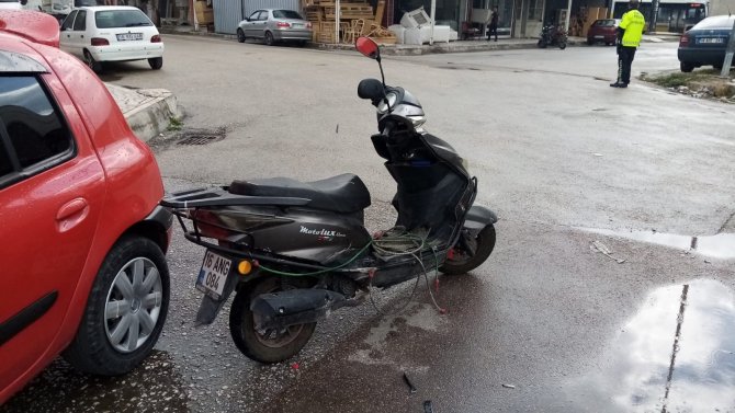 Hafif Ticari Aracın Çarptığı Motosikletli Böyle Havalandı