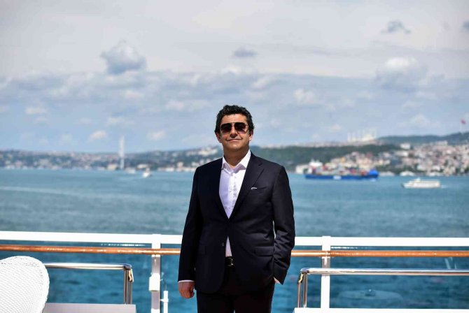 Dev Kruvaziyer ‘Costa Venezia’ Ayda 40 Bin Turisti İ̇stanbul’a Getiriyor