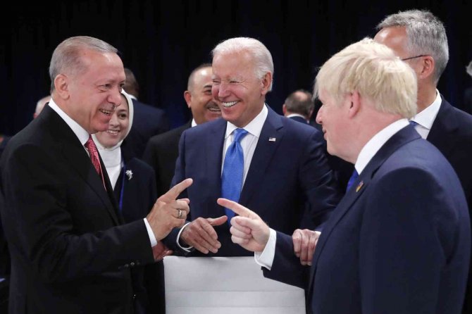 Johnson’dan Erdoğan’a Türkçe Şaka: "Çok Güzelsin"