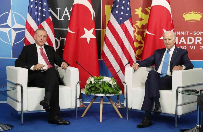 Cumhurbaşkanı Erdoğan: “Ukrayna Savaşı’nda Denge Politikası Yürütme Gayretindeyiz”