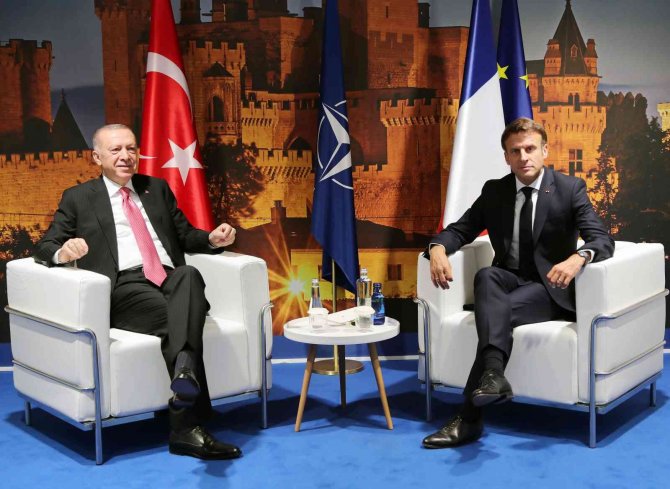 Cumhurbaşkanı Erdoğan, Macron İle Görüştü