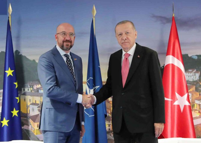 Cumhurbaşkanı Erdoğan, Ab Konseyi Başkanı Michel İle Görüştü