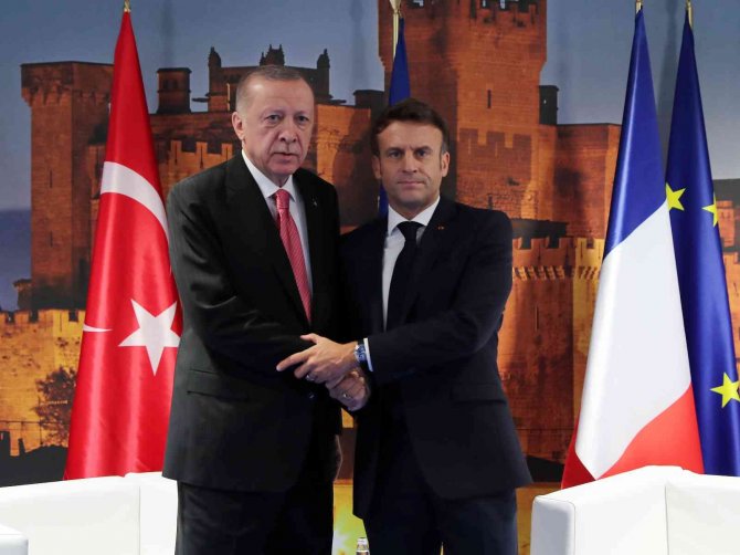 Cumhurbaşkanı Erdoğan, Macron İle Görüştü